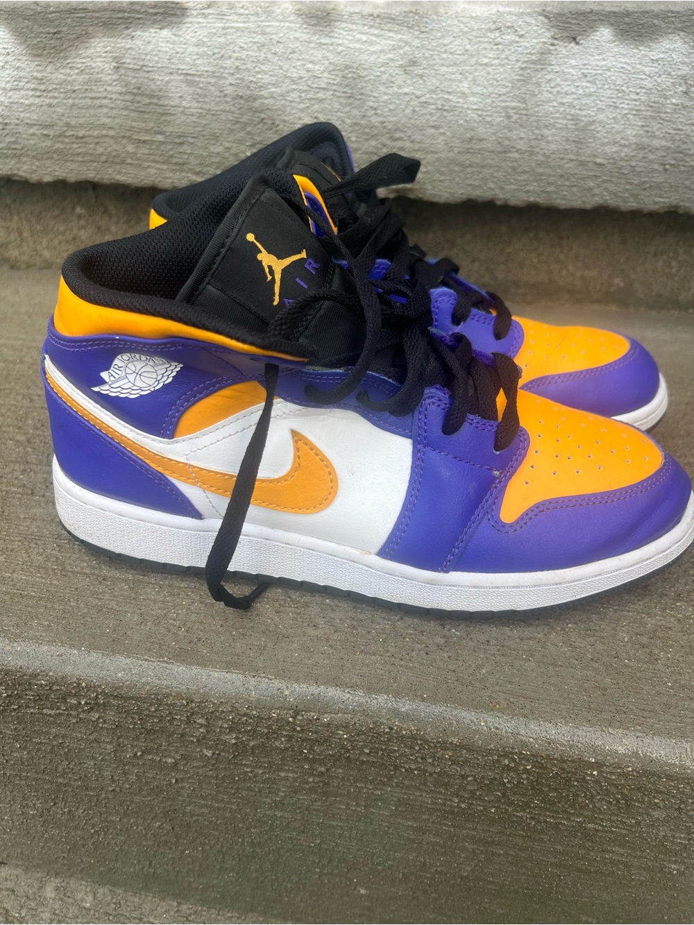 Nike Air Jordan Kids' High-Top Laker Sneakers - Purple/gold/White